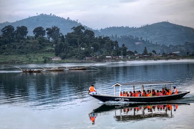 2-Day Lake Kivu & Bigogwe Adventure
